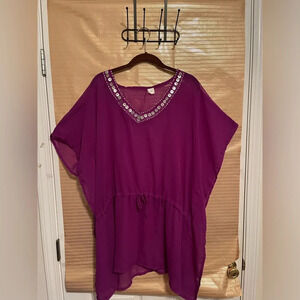 PURPLE TOPPER~COVERUP~SILVER DETAIL S/ M~